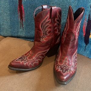 Ariat Women's Chandler Western Boot - 10